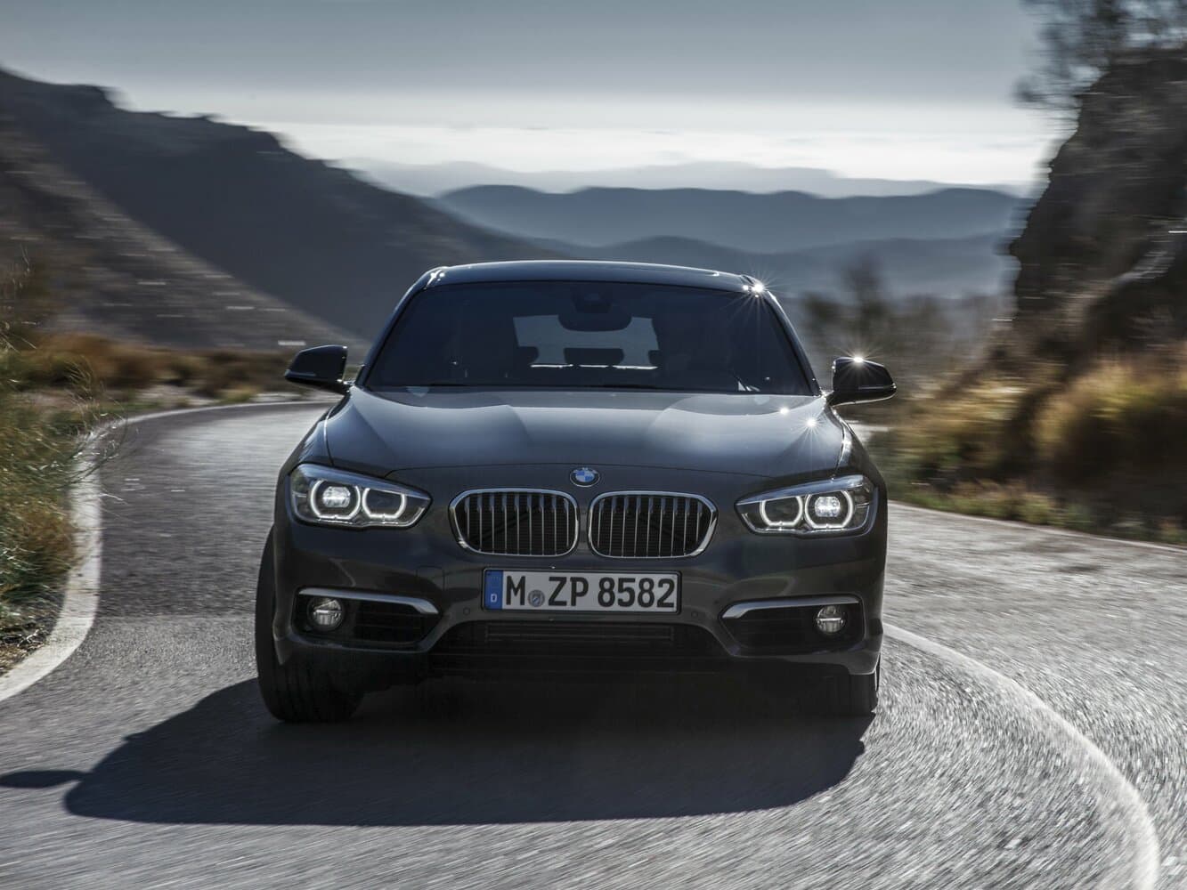 BMW 1 series II (F20/F21) Рестайлинг Хэтчбек 3 дв., фото 3