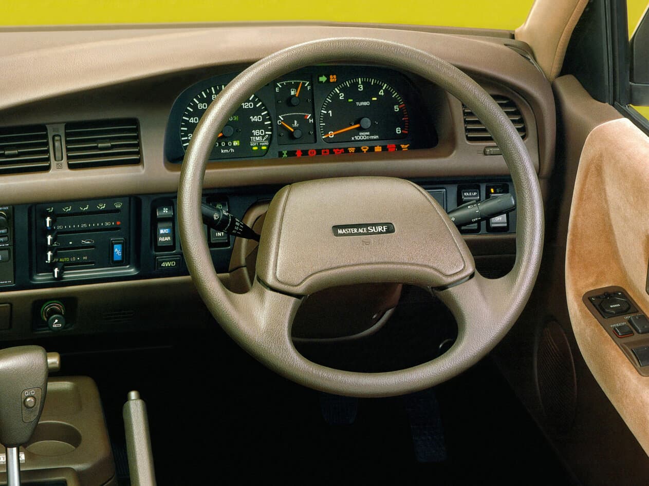 Toyota MasterAce Surf Минивэн, фото 4