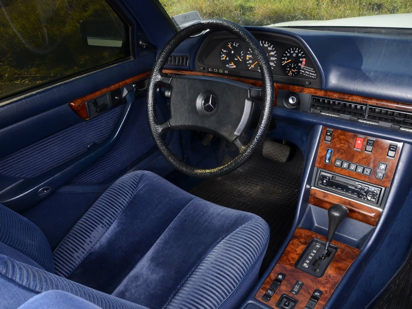 Mercedes-Benz S-Class II (W126) Седан, фото 6