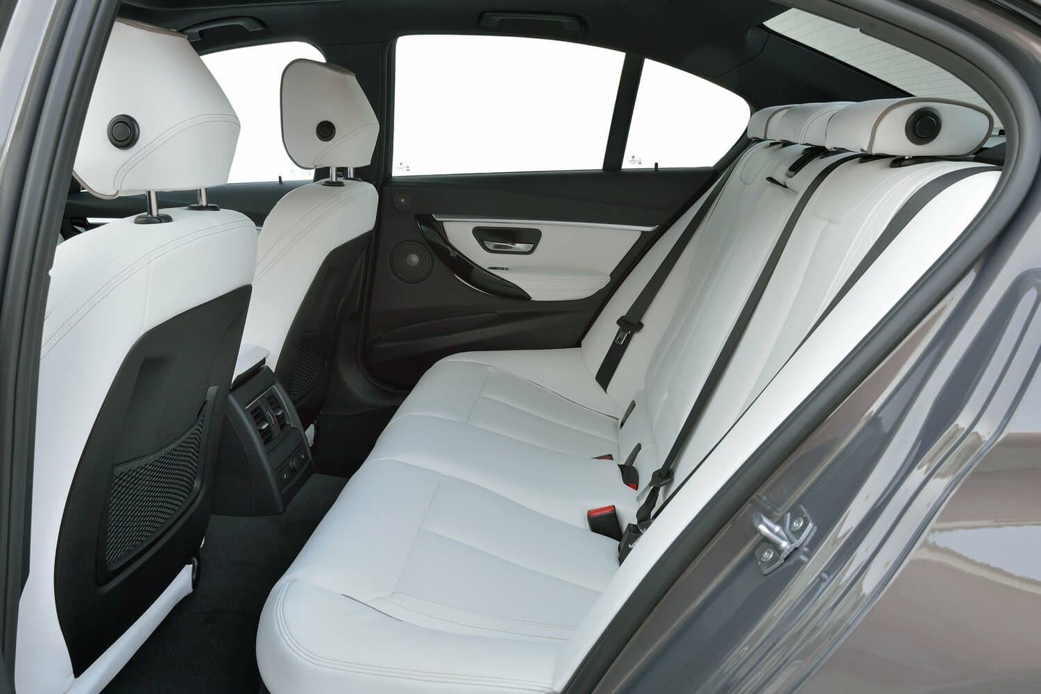 BMW 3 series VI (F3x) Рестайлинг Седан, фото 10