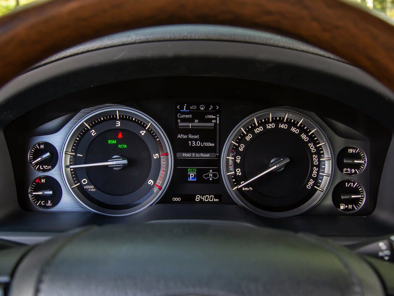 Toyota Land Cruiser 200 Series Рестайлинг 2 Внедорожник 5 дв., фото 29