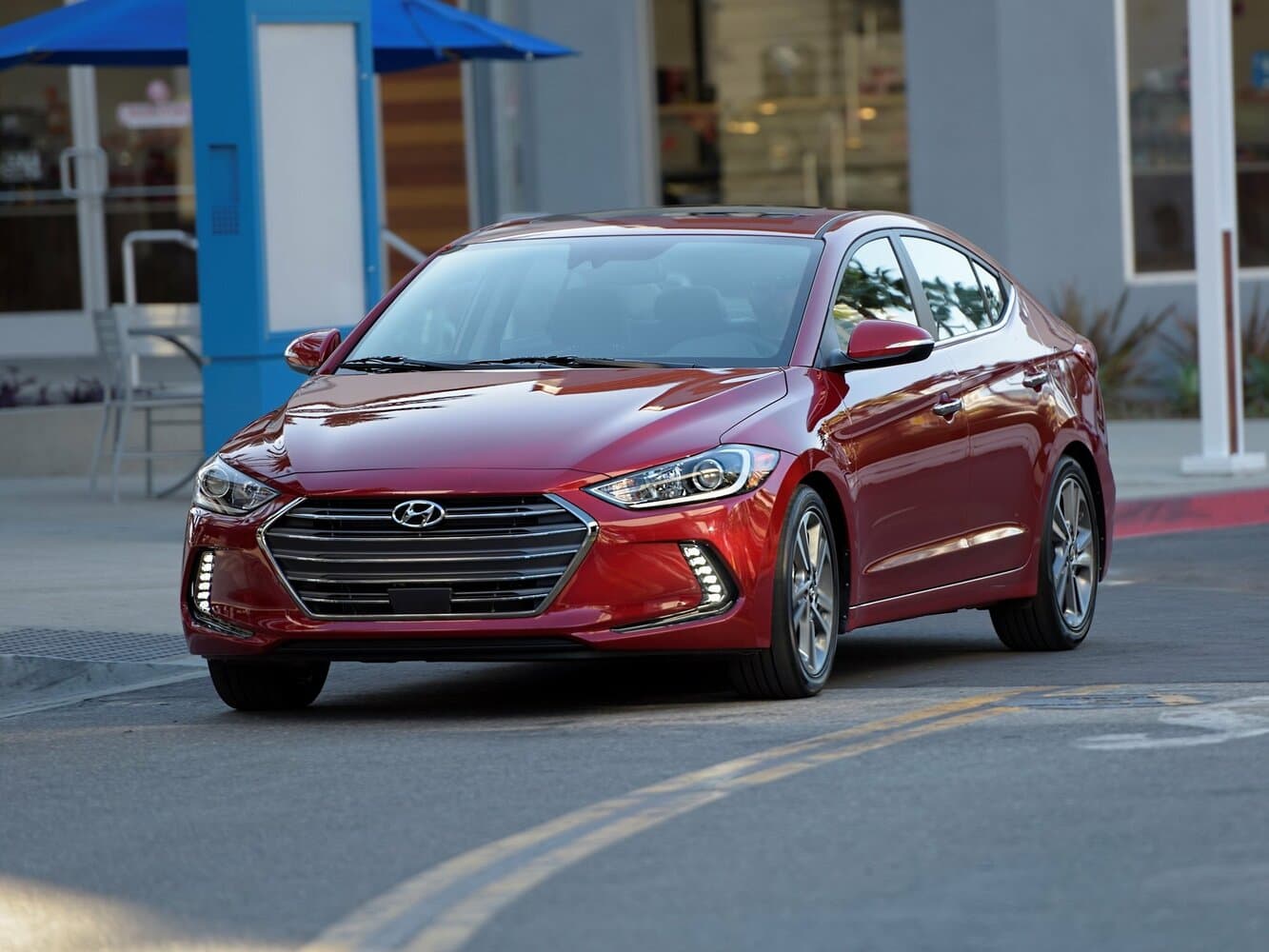 Hyundai Elantra VI (AD) Седан, фото 3