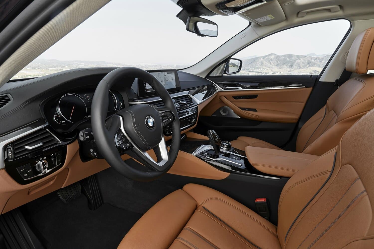 BMW 5 series VII (G30/G31) Седан, фото 12
