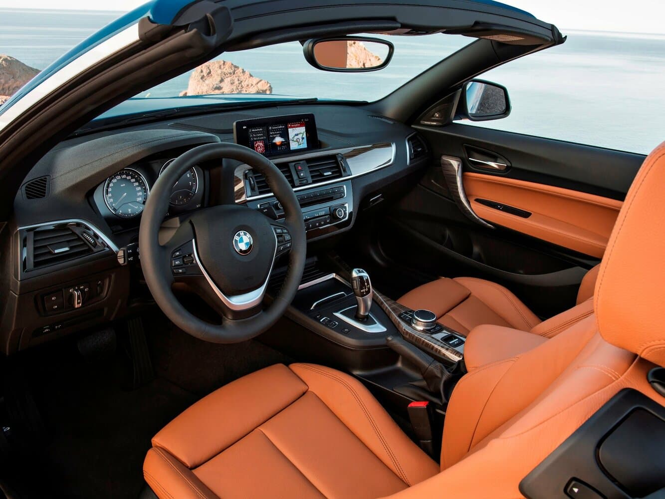 BMW 2 series F22 Рестайлинг Кабриолет, фото 10