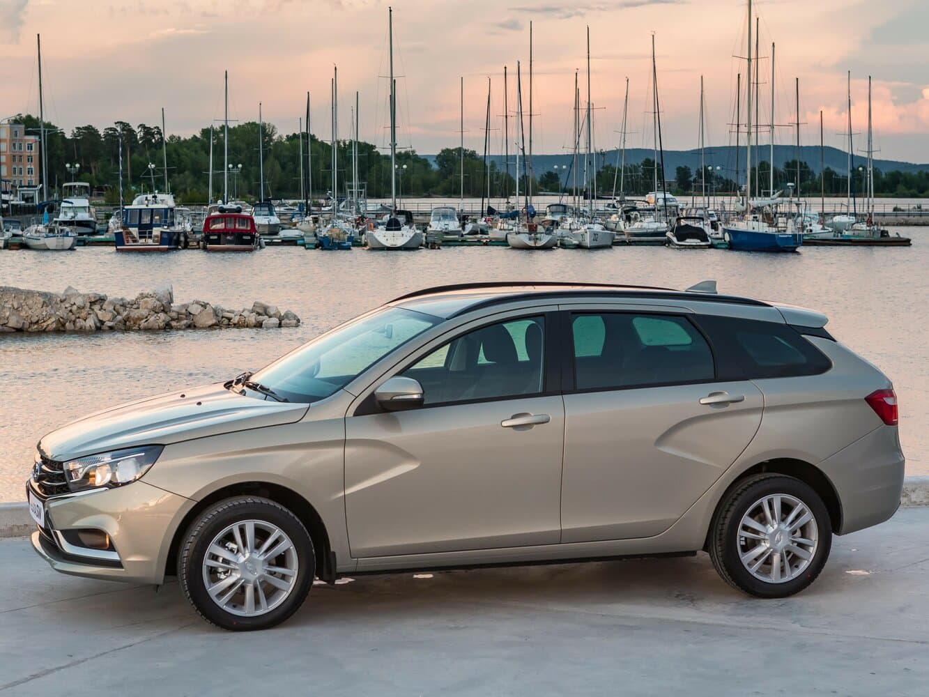 Lada (ВАЗ) Vesta I Универсал 5 дв. SW, фото 2