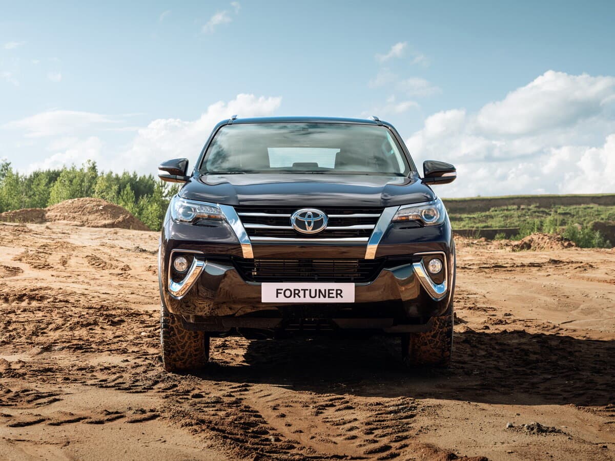 Toyota Fortuner II Внедорожник 5 дв., фото 3
