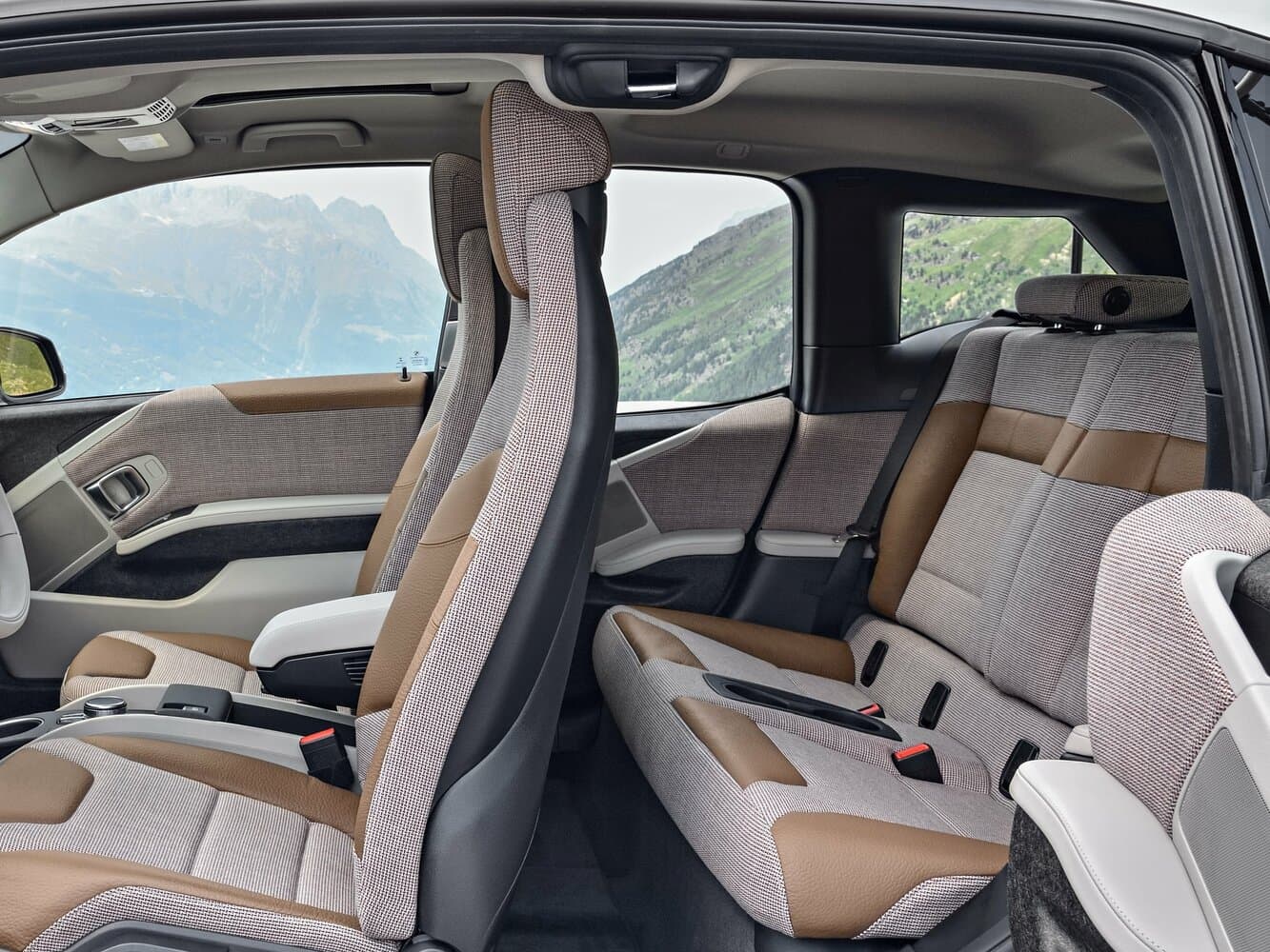 BMW i3 I (I01) Рестайлинг Хэтчбек 5 дв., фото 9