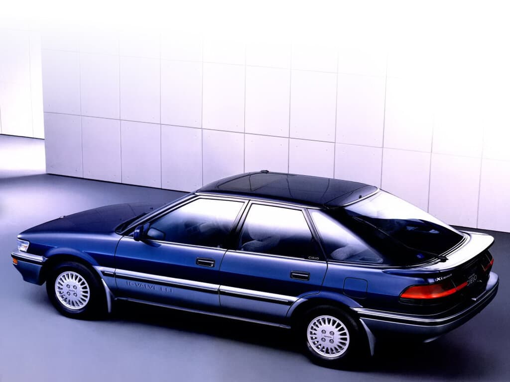 Toyota Sprinter VI (E90) Лифтбек Cielo, фото 4
