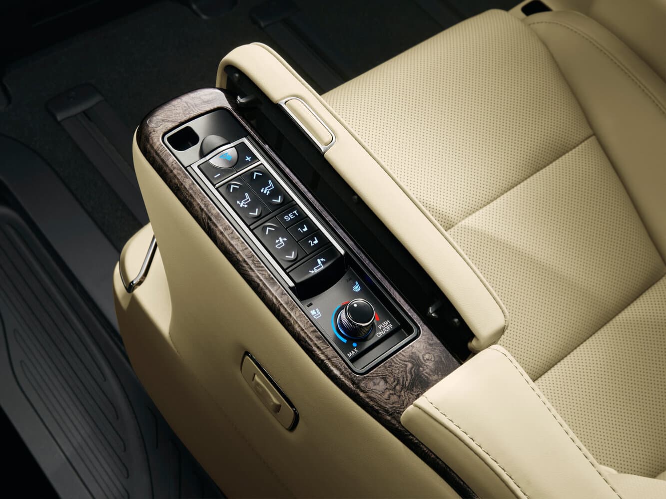 Toyota Alphard III Рестайлинг Минивэн, фото 8