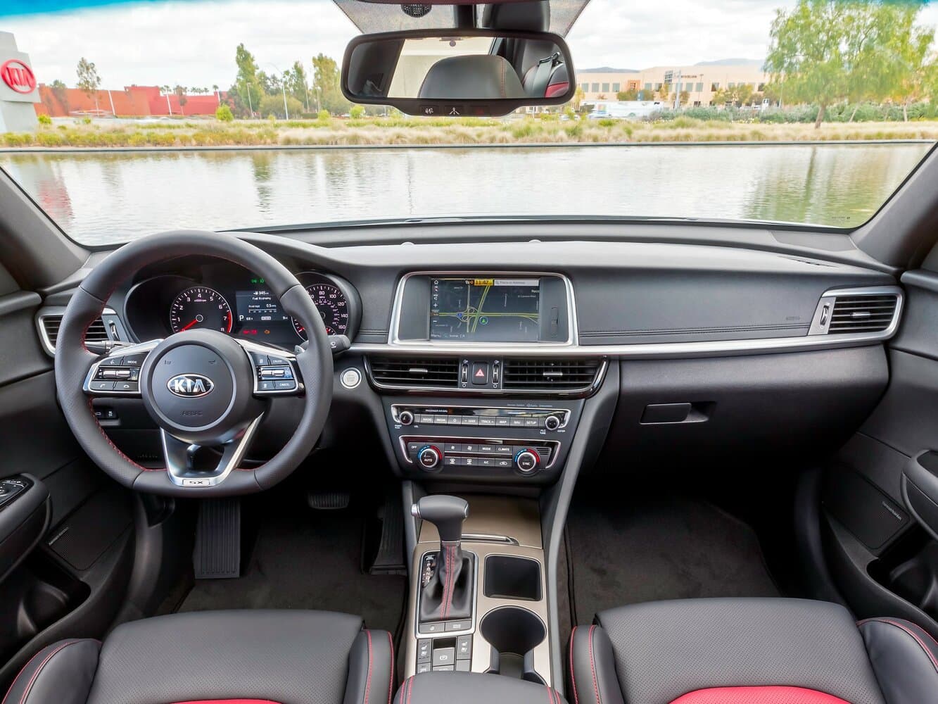 Kia Optima IV Рестайлинг Седан, фото 4