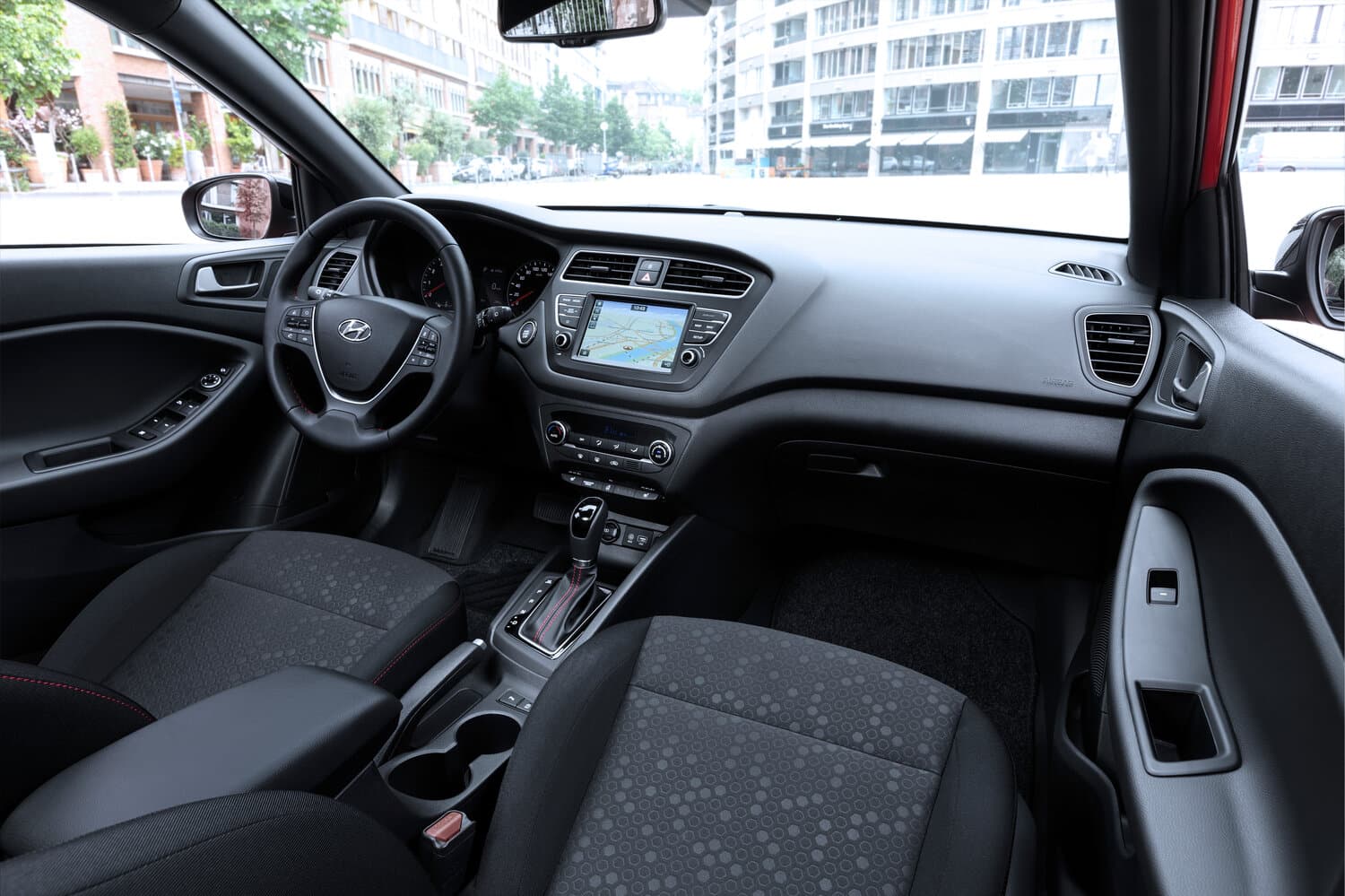 Hyundai i20 II Рестайлинг Хэтчбек 5 дв., фото 7