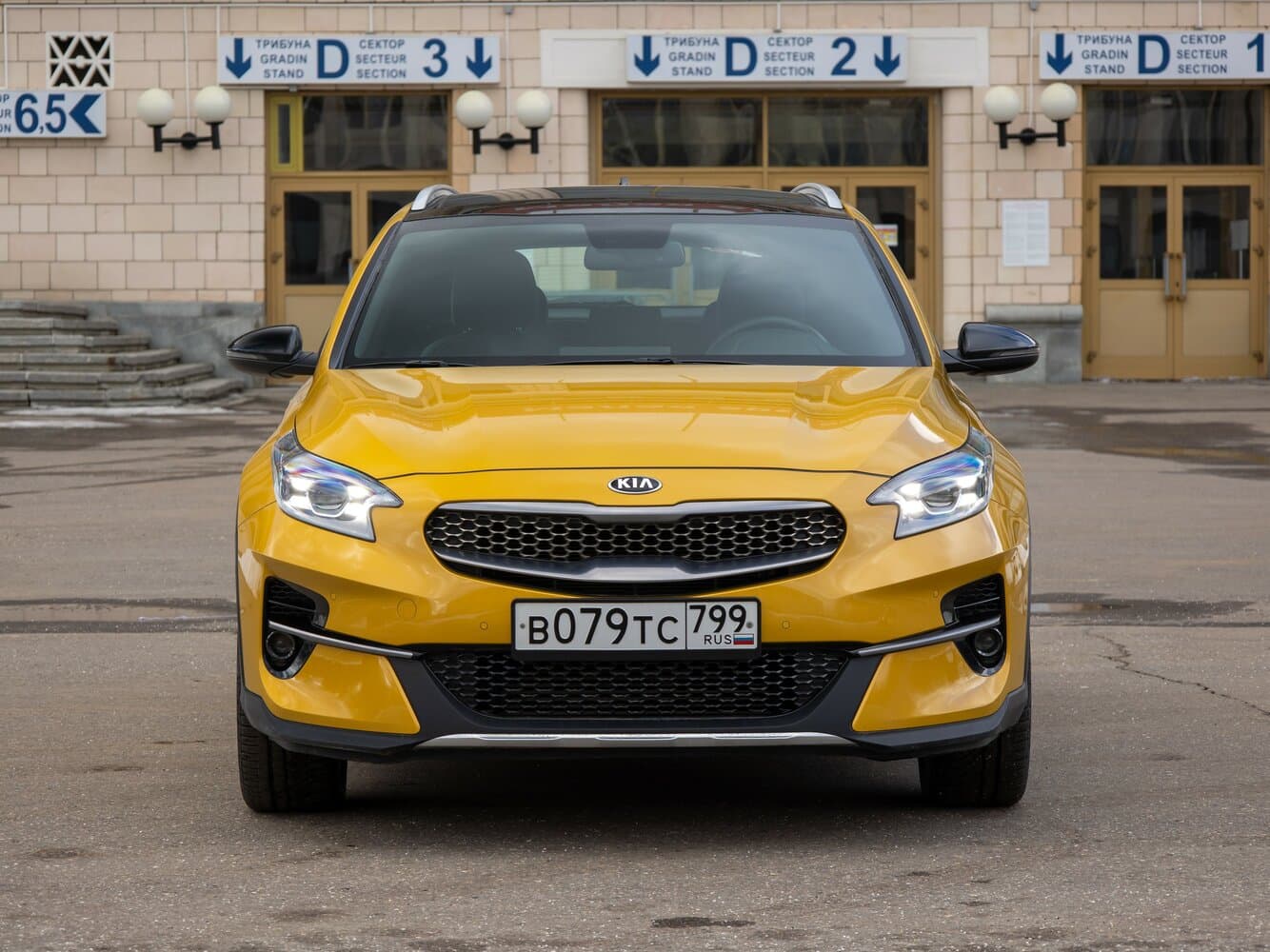 Kia XCeed I Хэтчбек 5 дв., фото 16
