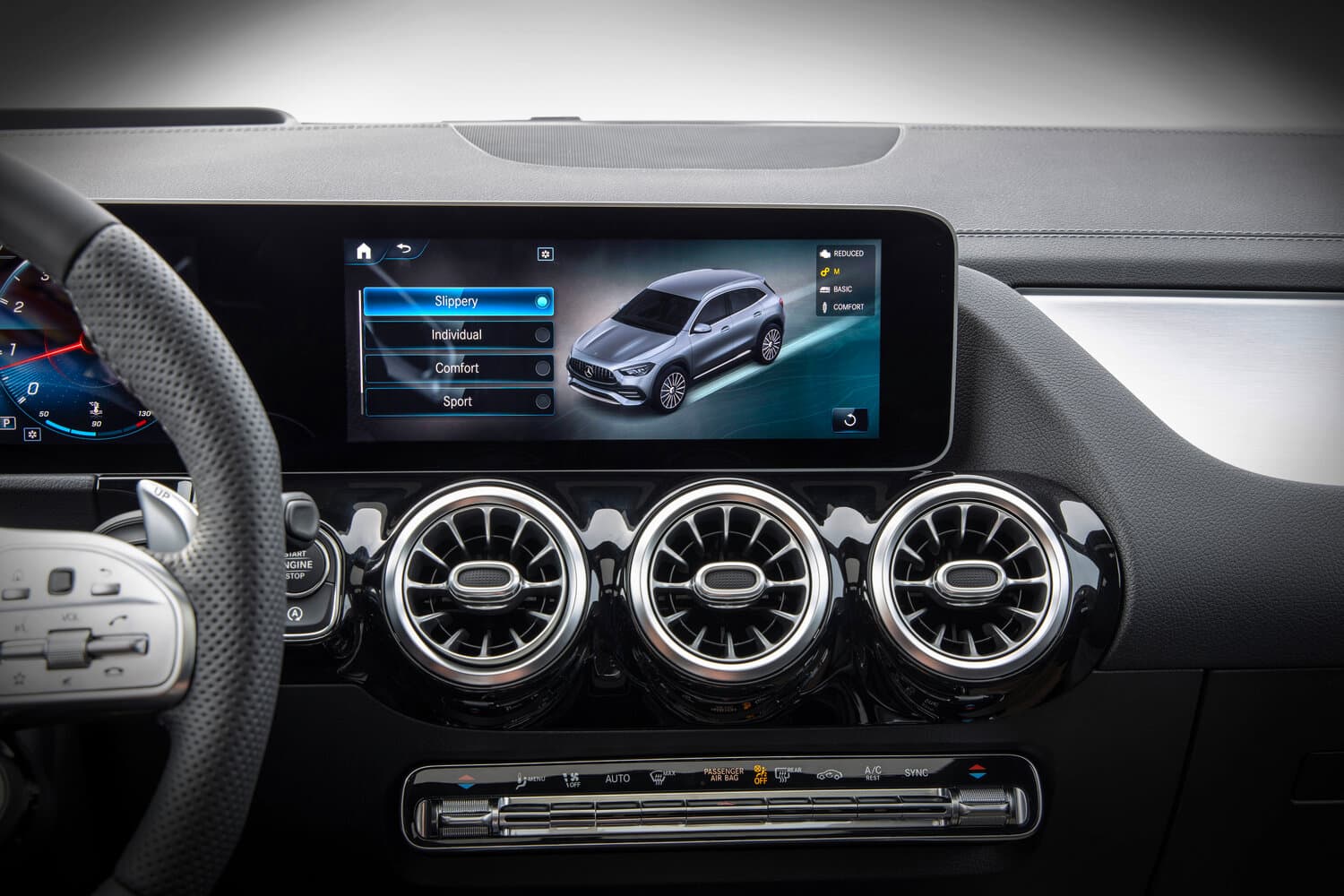 Mercedes-Benz GLA AMG II (H247) Внедорожник 5 дв., фото 16