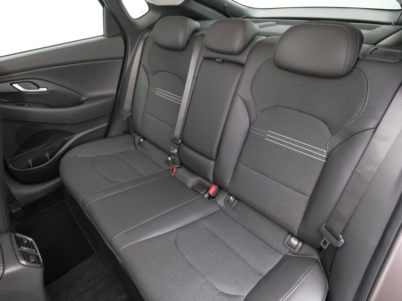 Hyundai i30 III Рестайлинг 2 Фастбек Fastback, фото 13