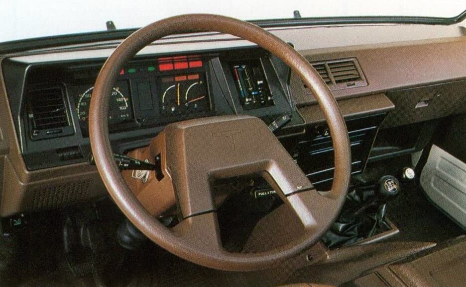 Toyota HiAce H50 H60 H70 Фургон, фото 3
