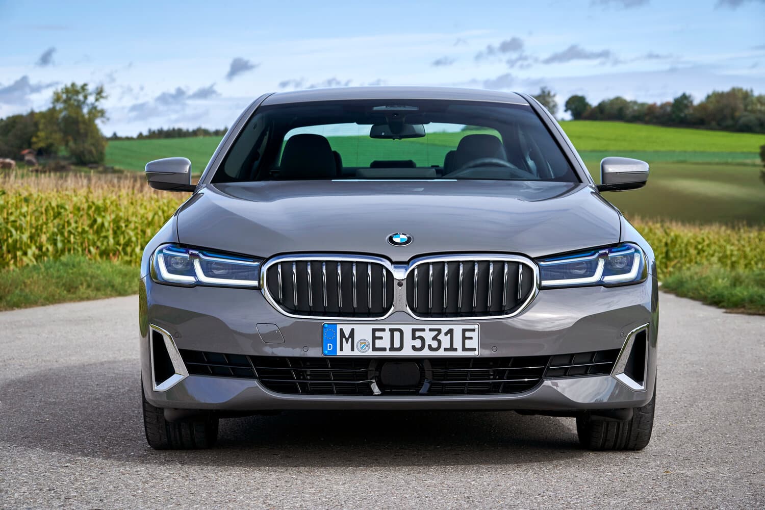 BMW 5 series VII (G30/G31) Рестайлинг Седан, фото 3