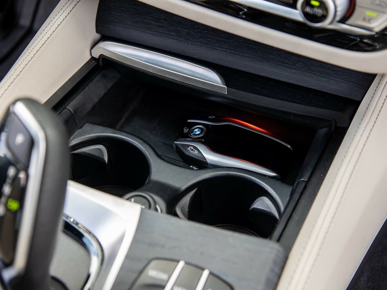 BMW 5 series VII (G30/G31) Рестайлинг Седан, фото 34