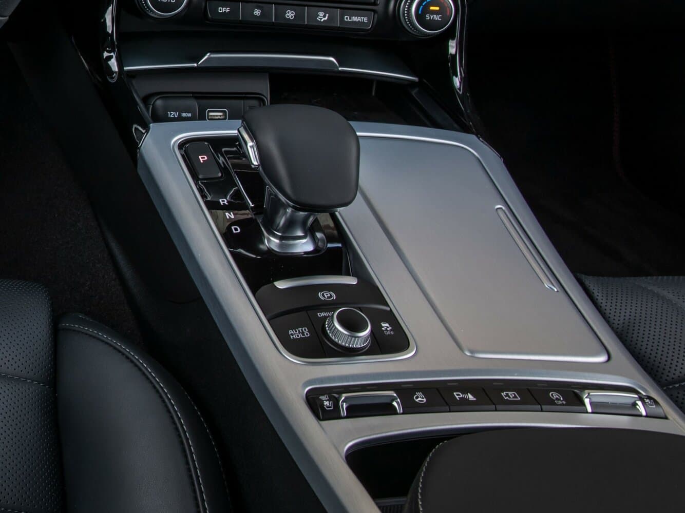 Kia Stinger I Рестайлинг Лифтбек, фото 11
