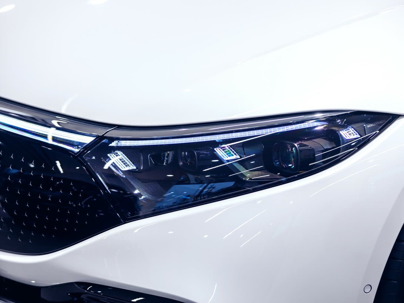 Mercedes-Benz EQS Лифтбек, фото 32