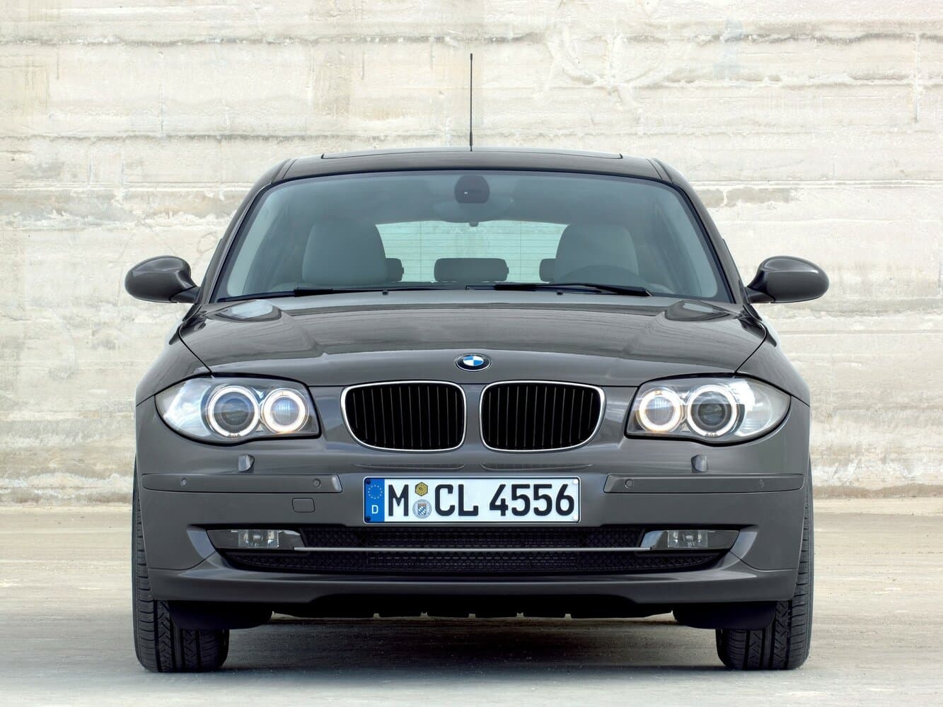 BMW 1 series I (E81/E82/E87/E88) Рестайлинг Хэтчбек 5 дв., фото 3