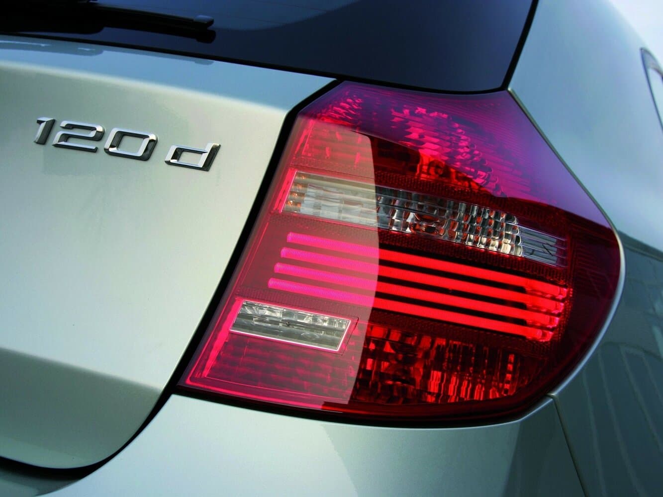 BMW 1 series I (E81/E82/E87/E88) Рестайлинг Хэтчбек 5 дв., фото 14