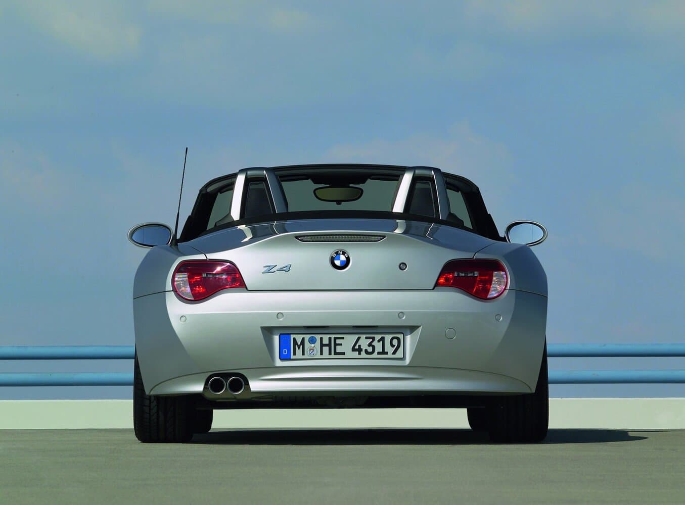 BMW Z4 I (E85/E86) Рестайлинг Родстер, фото 4
