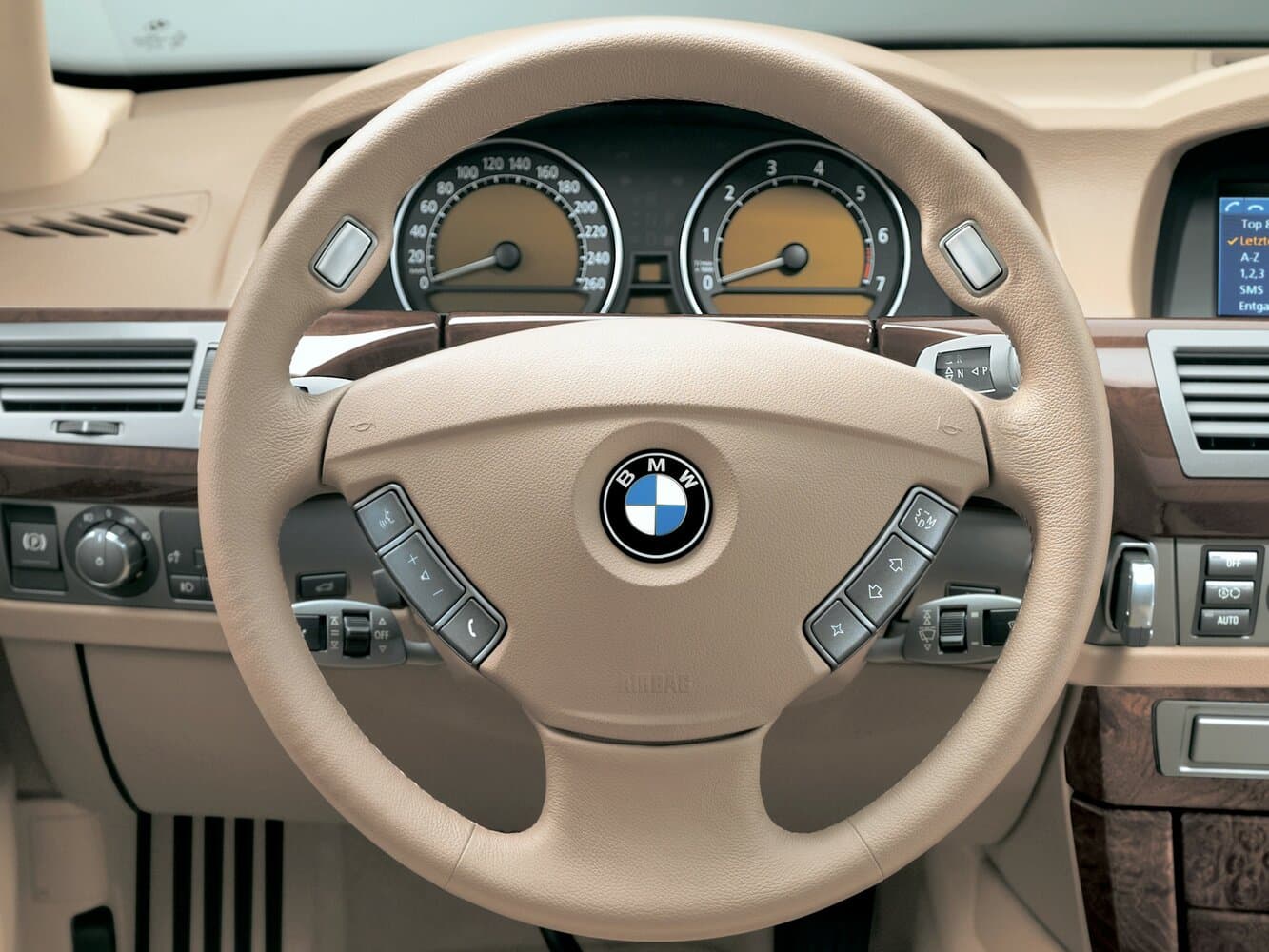 BMW 7 series IV (E65/E66) Рестайлинг Седан, фото 9