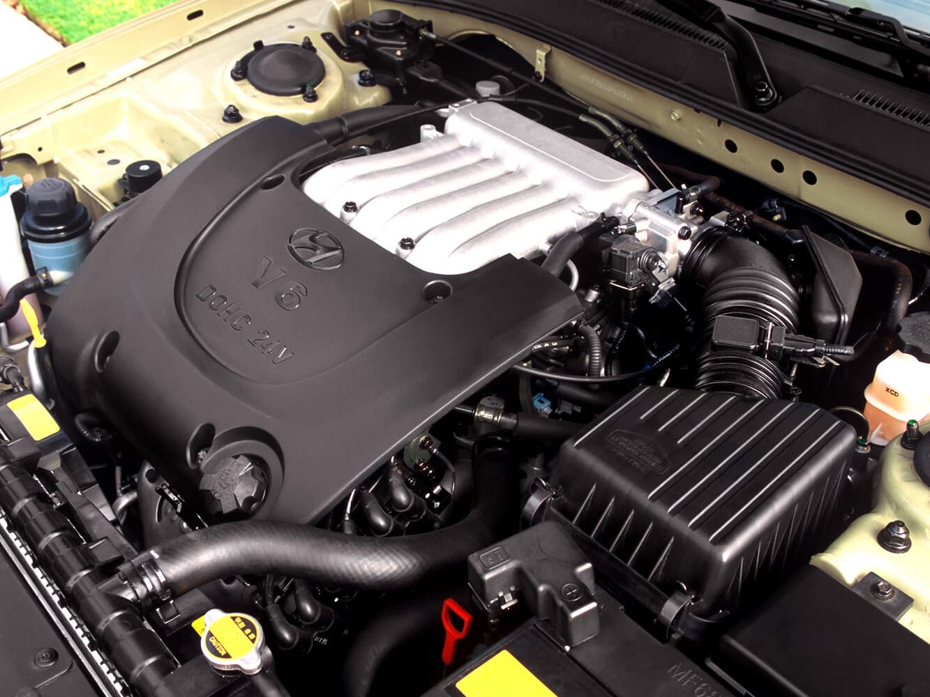 Hyundai Sonata IV (EF) Рестайлинг Седан, фото 11