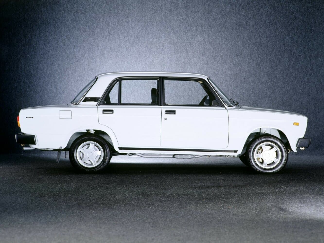 Lada (ВАЗ) 2105 Седан, фото 2