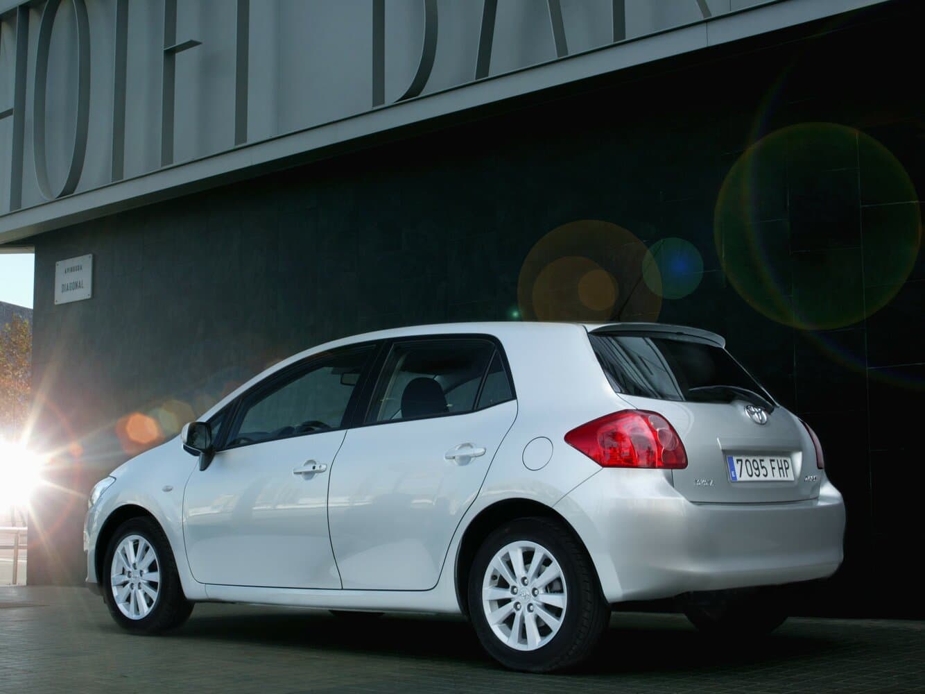 Toyota Auris I Хэтчбек 5 дв., фото 5