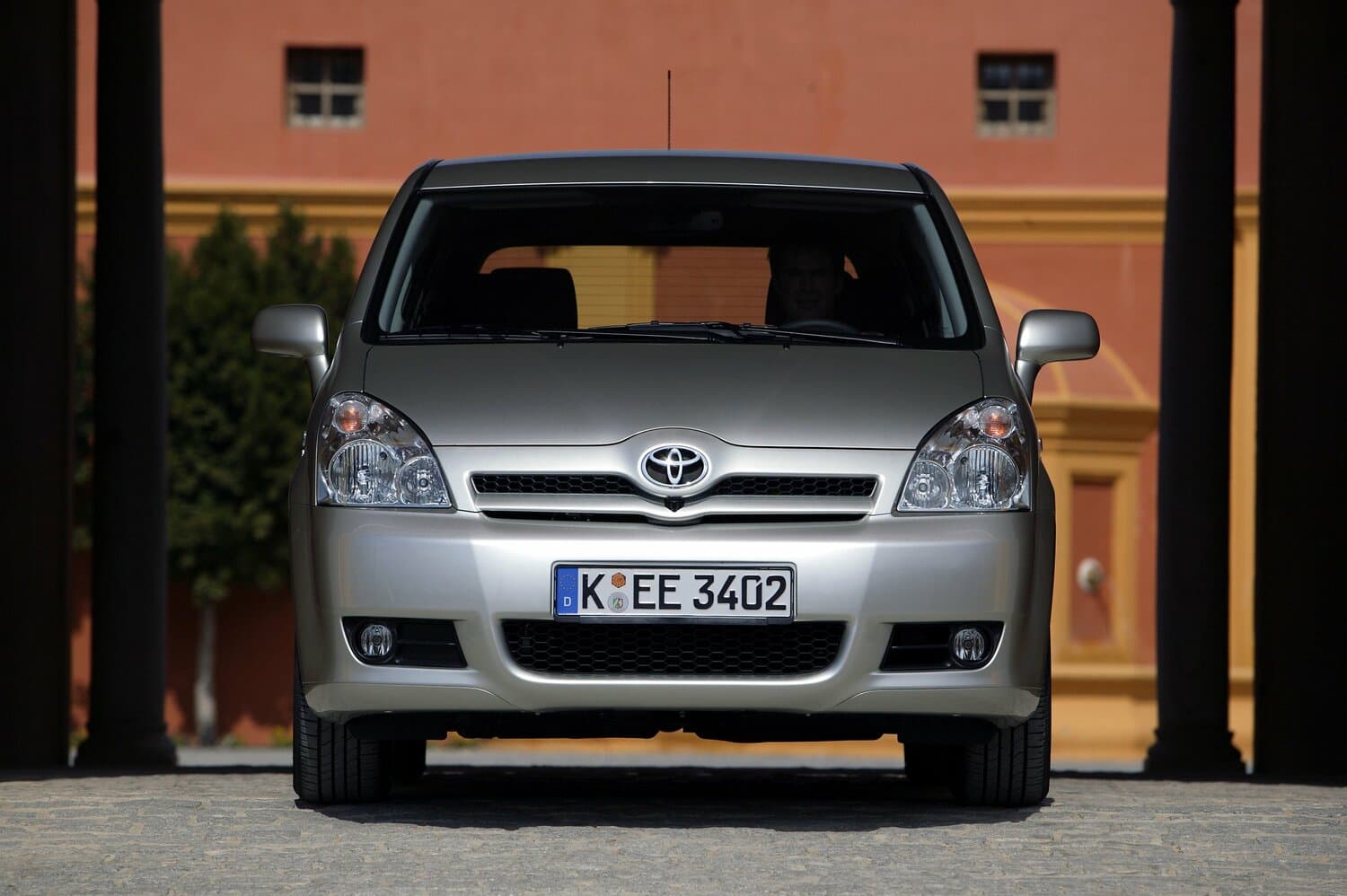 Toyota Corolla Verso I Рестайлинг 2 Компактвэн, фото 3