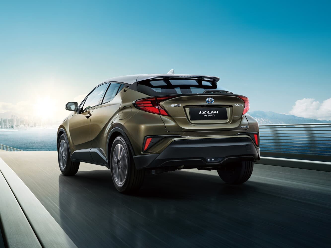 Toyota Izoa I Рестайлинг Внедорожник 5 дв., фото 3