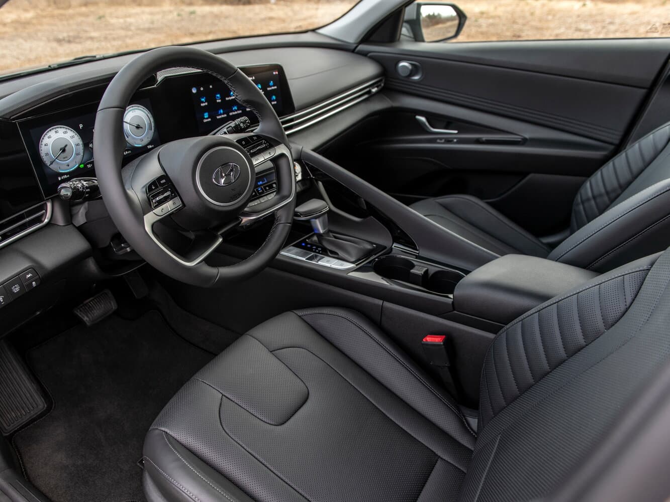 Hyundai Avante VII Седан, фото 9