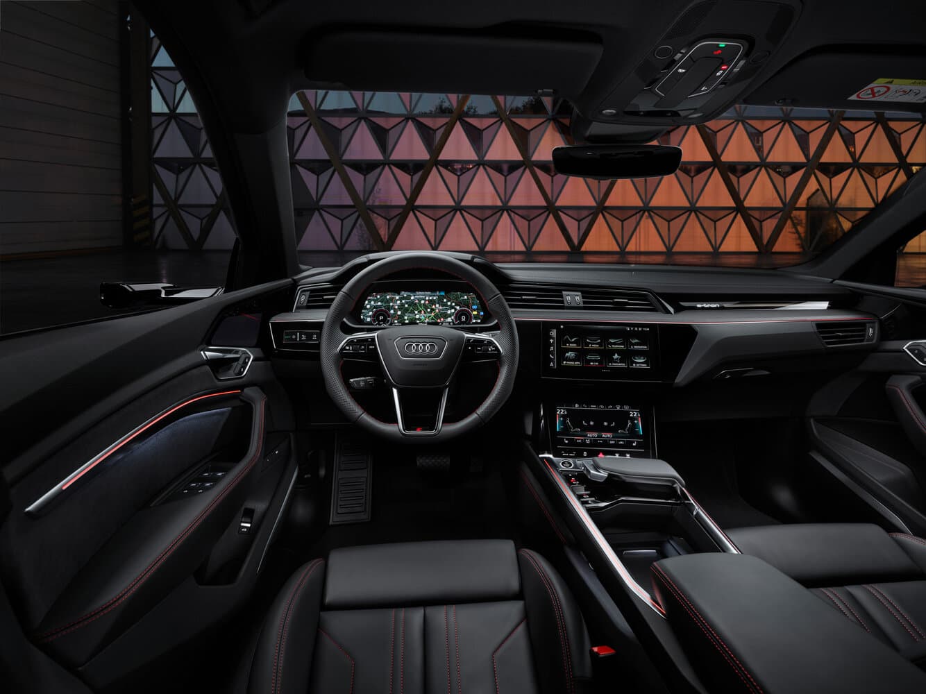 Audi, Q8 Sportback e-tron, 2022, фото 7