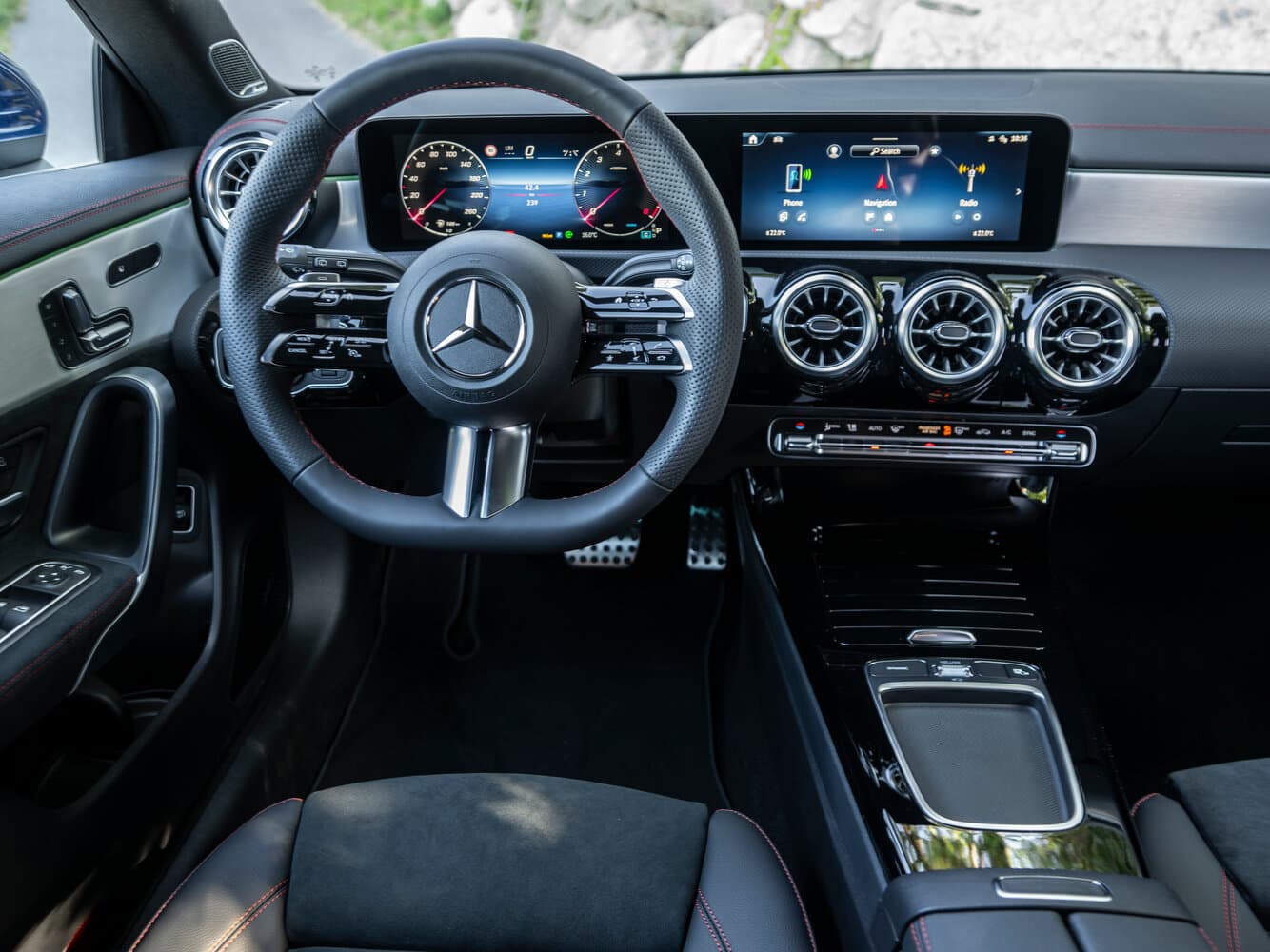 Mercedes-Benz CLA II (C118, X118) Рестайлинг Седан, фото 5