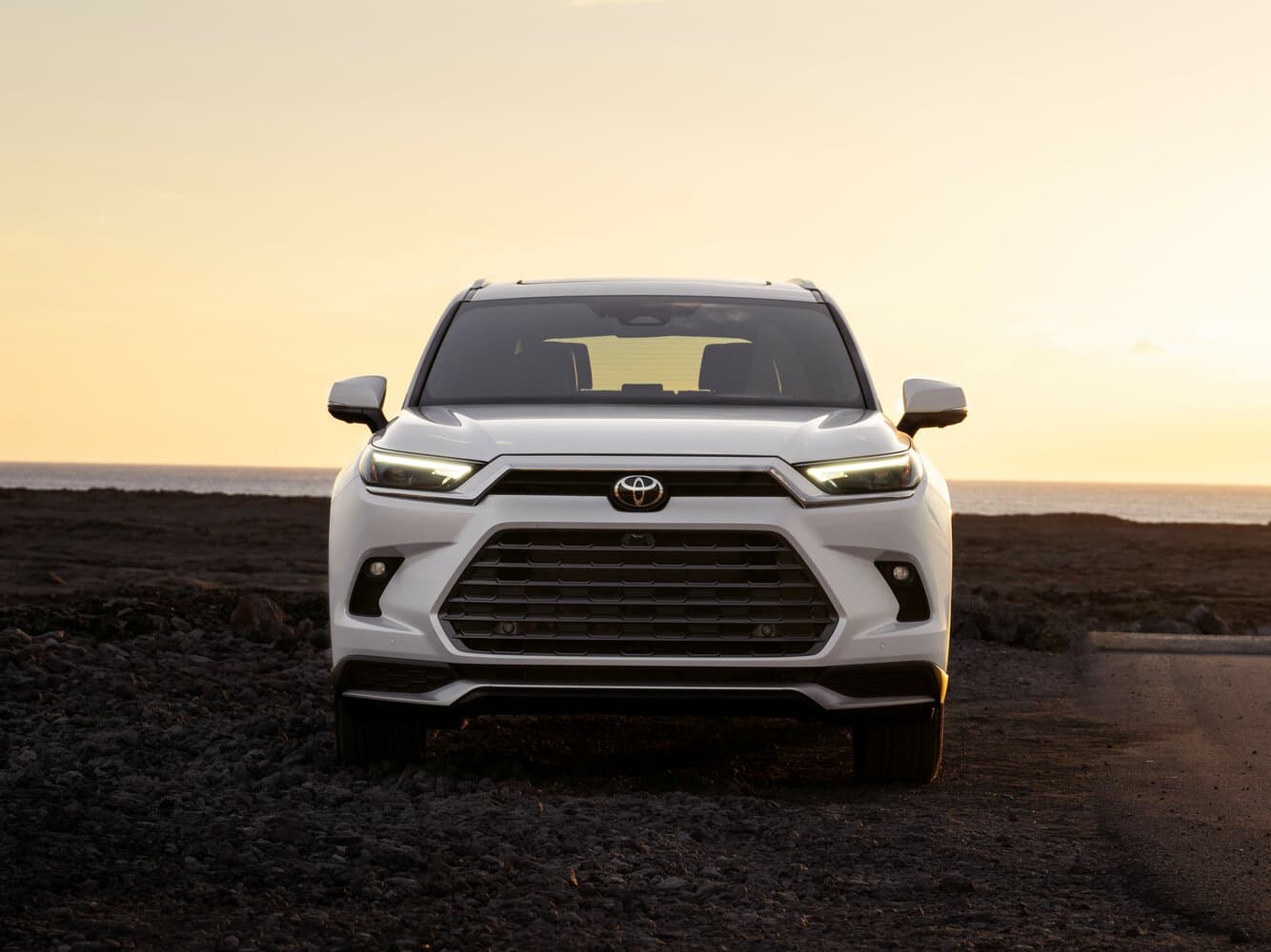 Toyota Grand Highlander Внедорожник 5 дв., фото 3