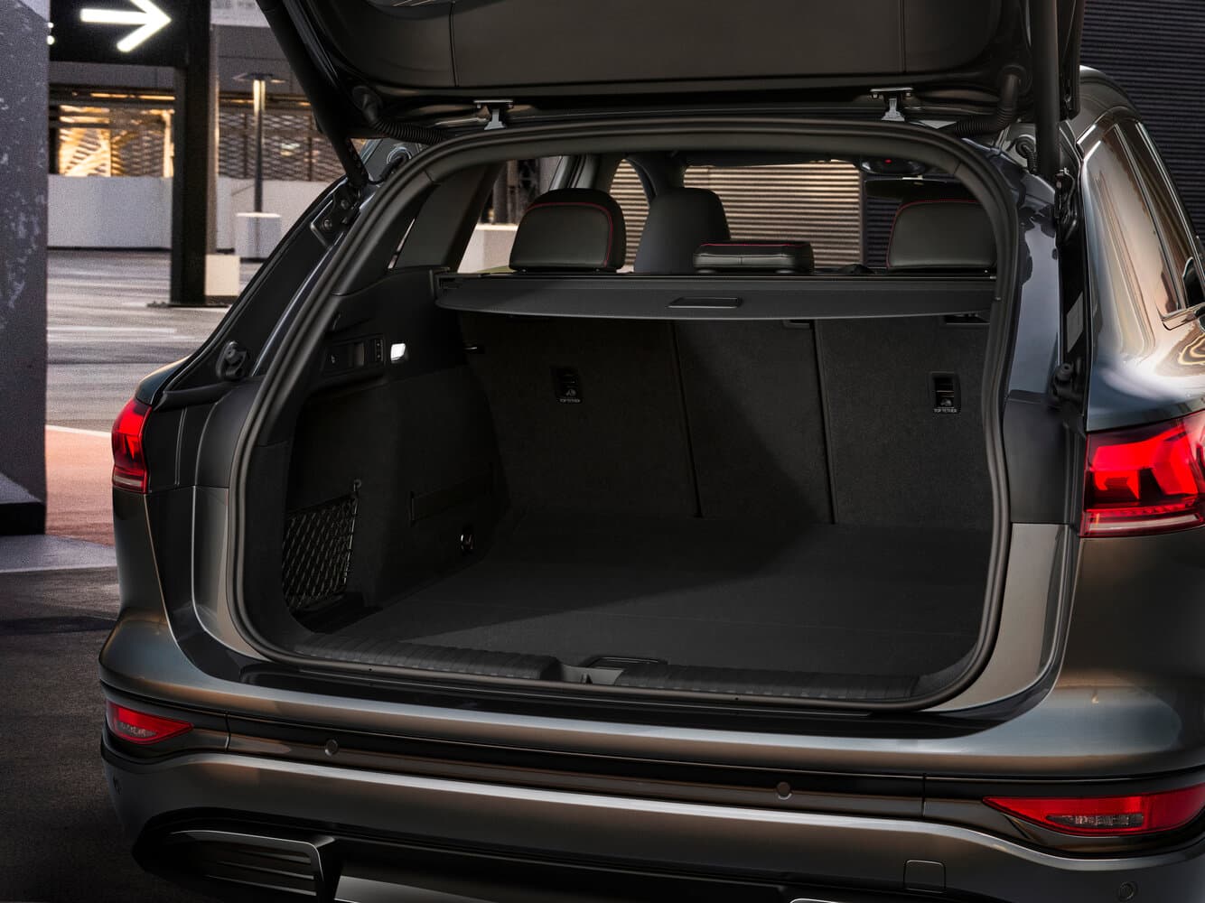 Audi, SQ6 e-tron, 2026, фото 10