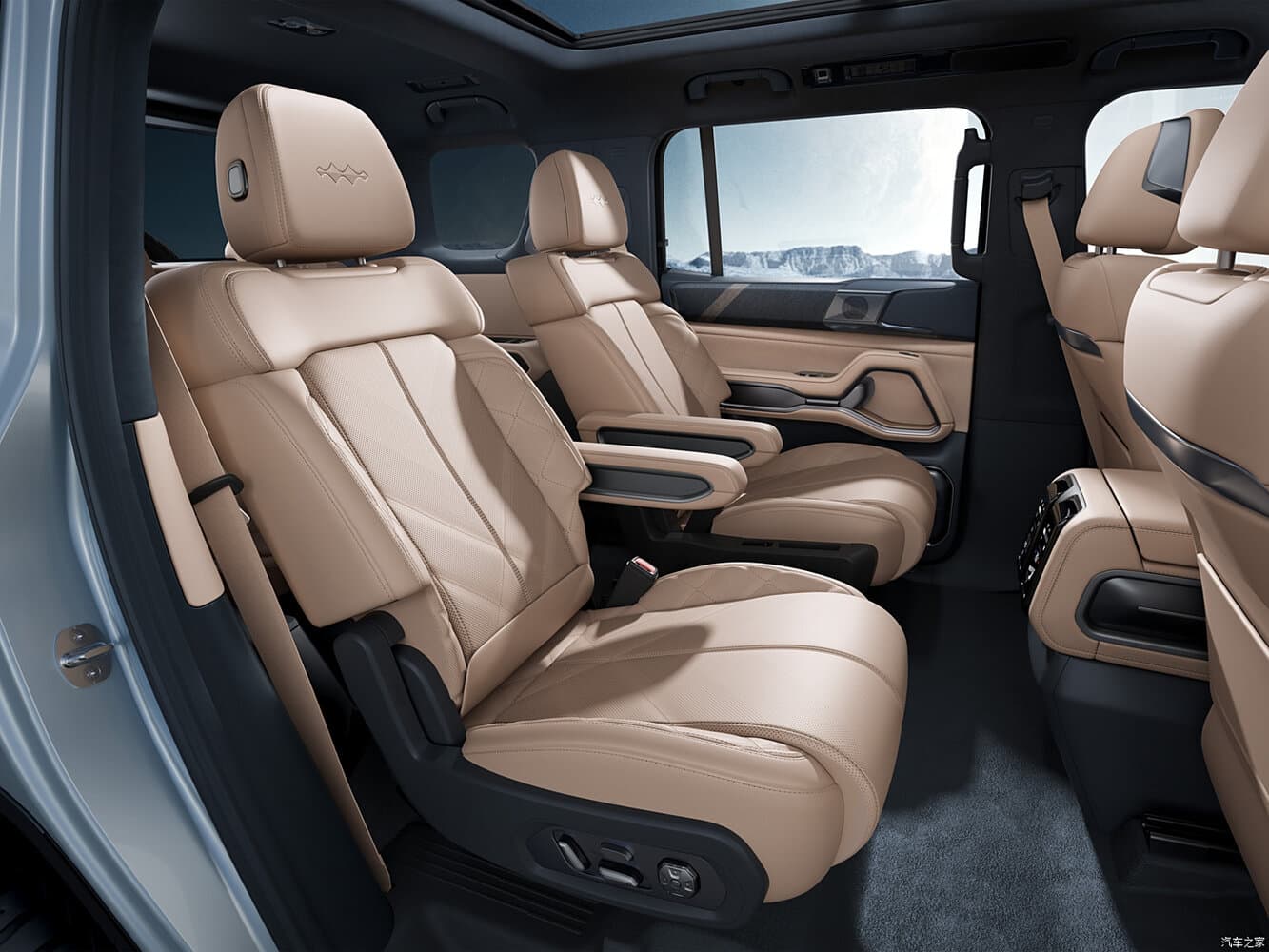BYD FangChengBao Leopard 8 Внедорожник 5 дв., фото 8