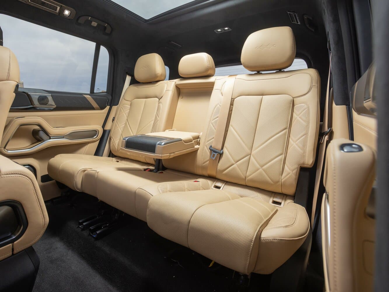 BYD FangChengBao Leopard 8 Внедорожник 5 дв., фото 24