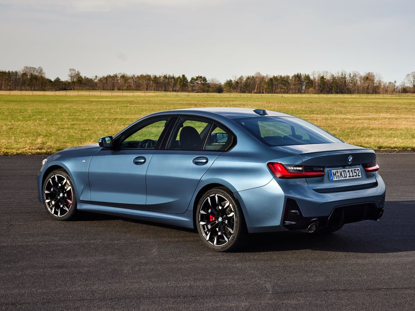 BMW 3 series VII (G2x) Рестайлинг 2 Седан, фото 4