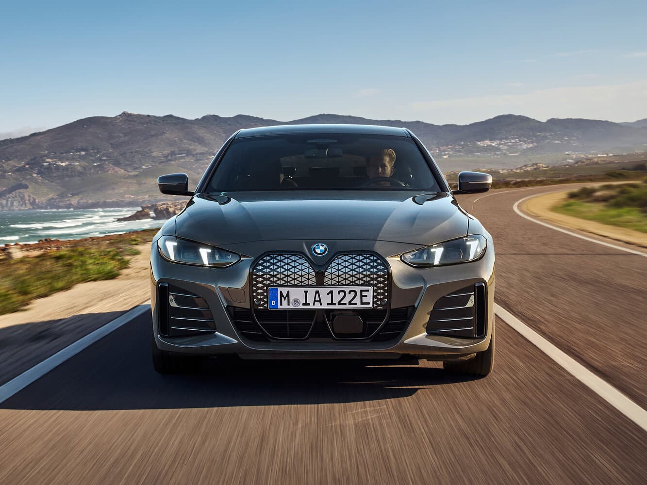 BMW i4 G26 Рестайлинг Лифтбек, фото 3