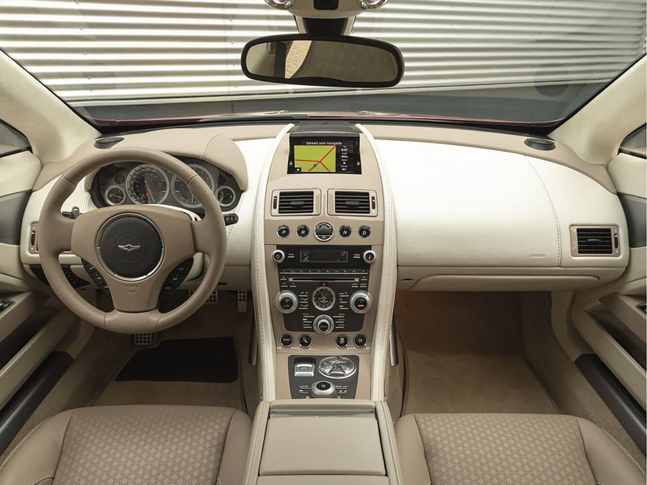 Aston Martin, Lagonda Taraf, 2015, фото 9