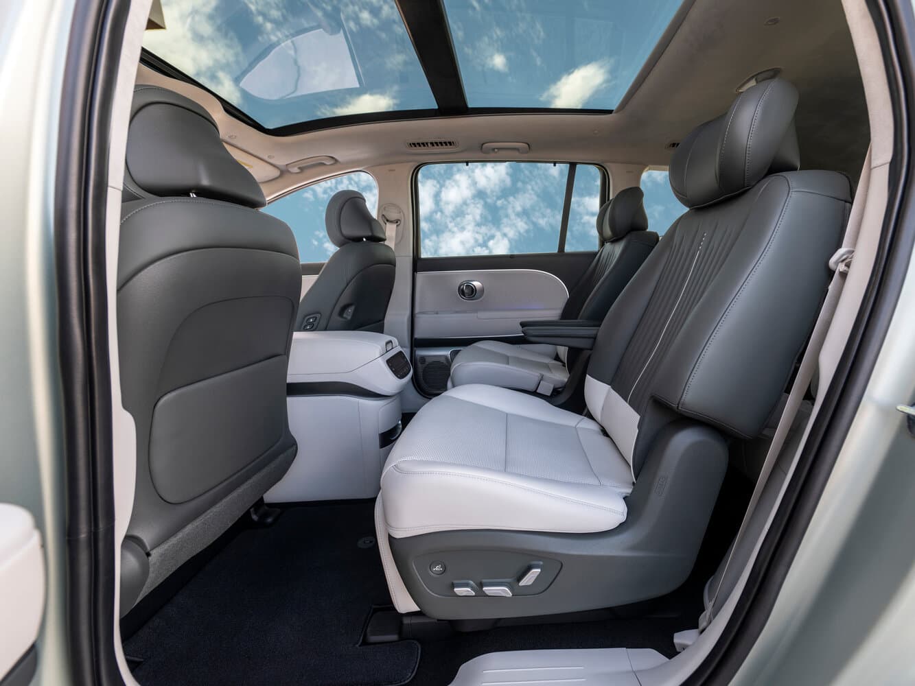 Hyundai IONIQ 9 Внедорожник 5 дв., фото 8
