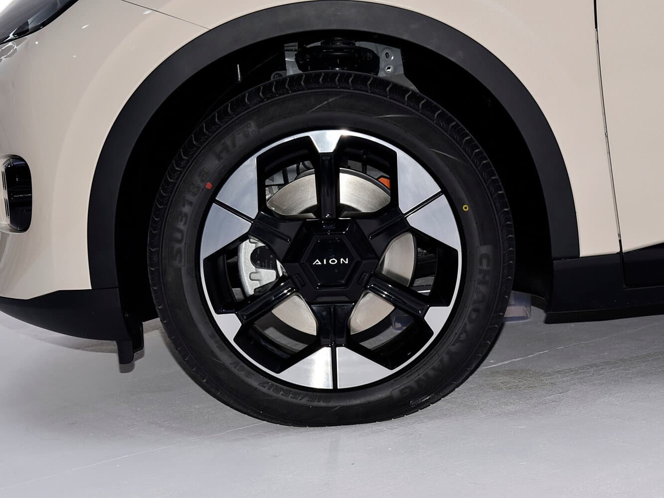 GAC Aion, UT, 2026, фото 4