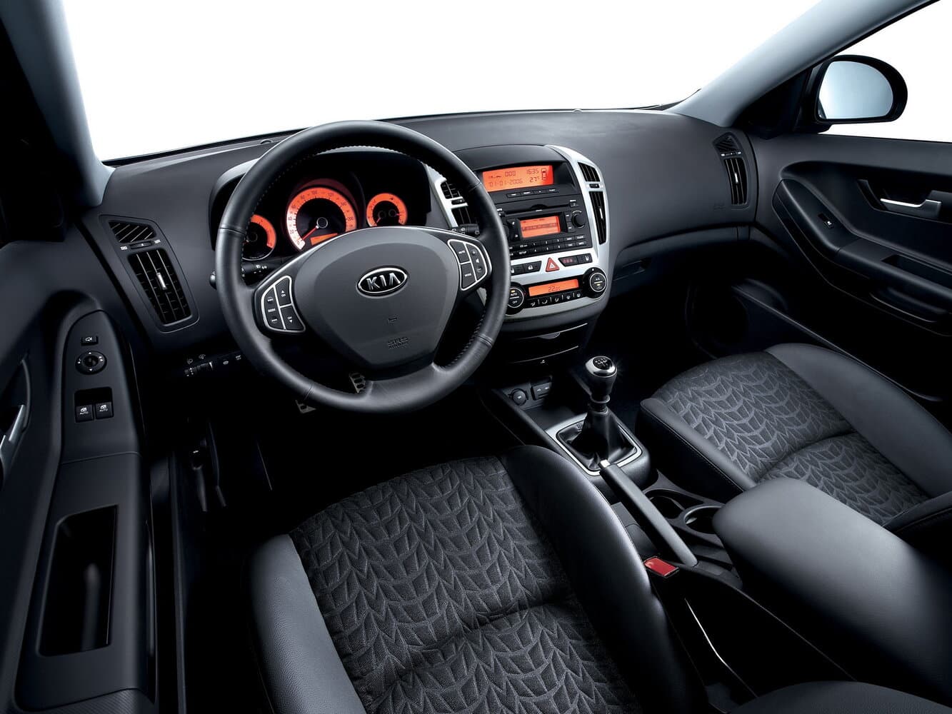 Kia Ceed I Хэтчбек 3 дв., фото 6
