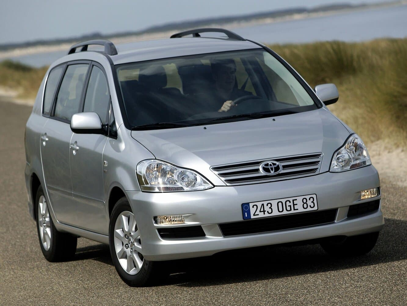 Toyota, Avensis Verso, I Рестайлинг, 2009, фото 3