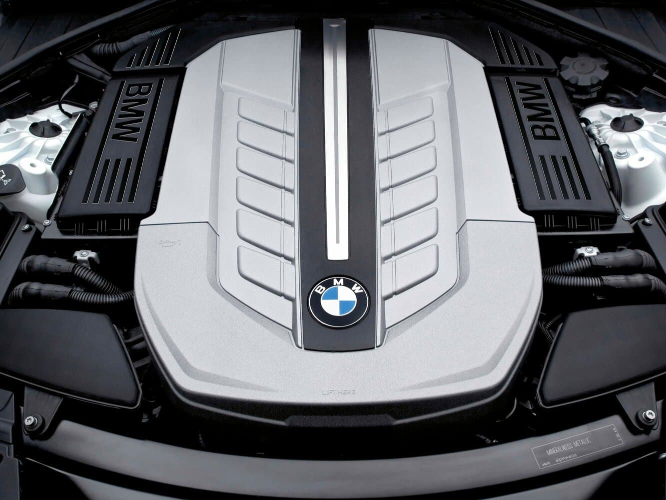 BMW 7 series V (F01/F02/F04) Седан Long, фото 20