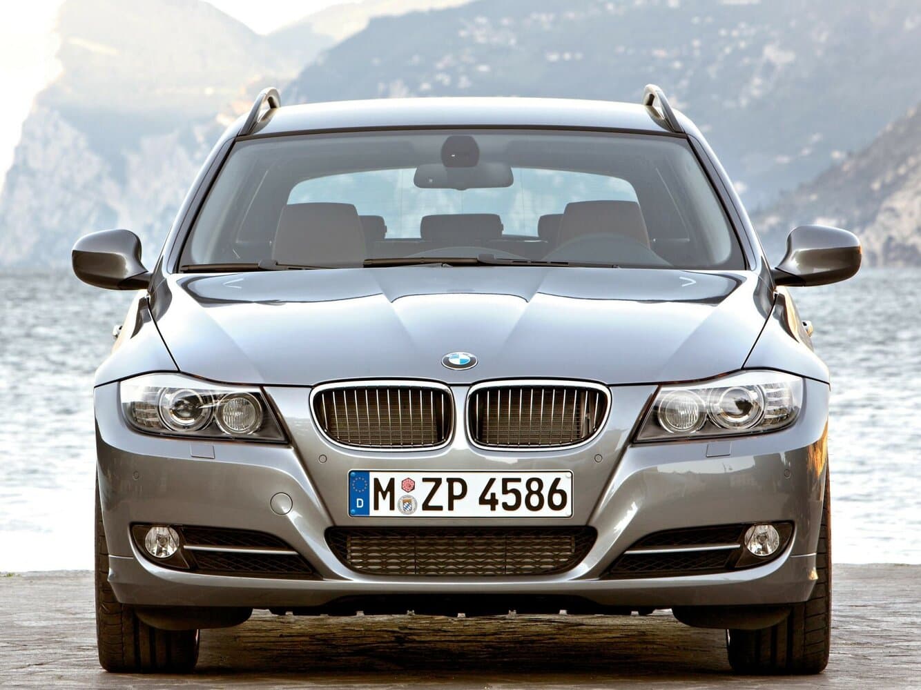 BMW 3 series V (E90/E91/E92/E93) Рестайлинг Универсал 5 дв., фото 3