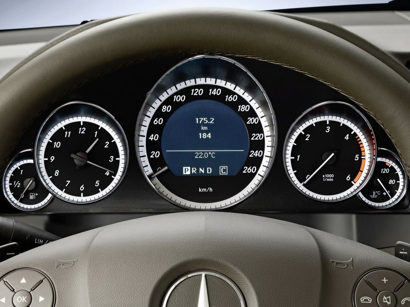 Mercedes-Benz E-Class IV (W212, S212, C207) Купе-хардтоп, фото 9