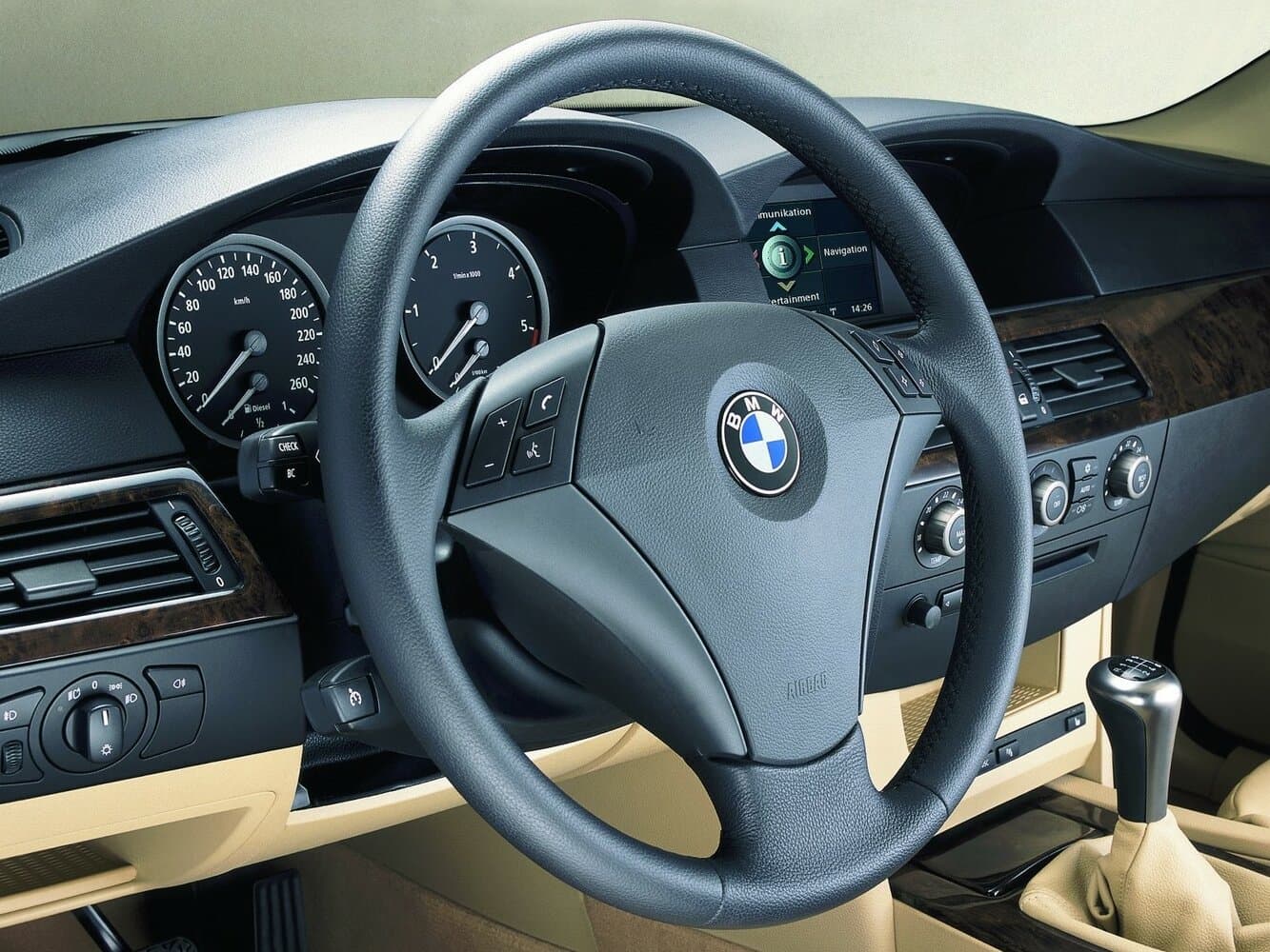 BMW 5 series V (E60/E61) Седан, фото 10
